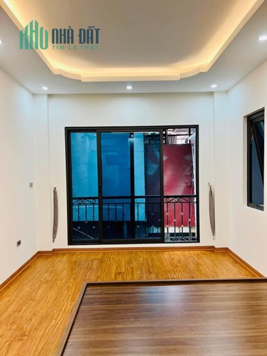 Bán nhà Phạm Ngọc Thạch-ĐỐNG ĐA 34mx5 tầng mới- 3 mặt Thoáng-cách ô tô tránh 20m
