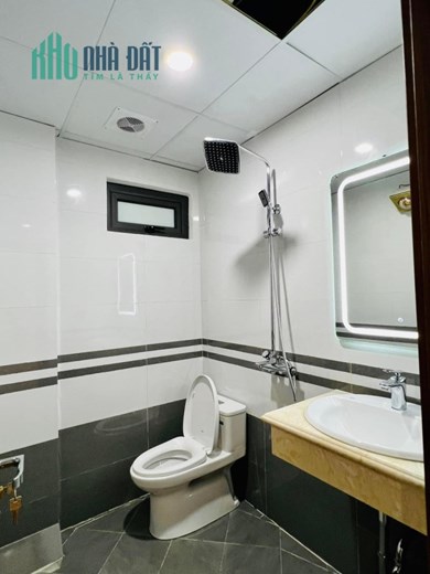 Bán nhà Phạm Ngọc Thạch-ĐỐNG ĐA 34mx5 tầng mới- 3 mặt Thoáng-cách ô tô tránh 20m