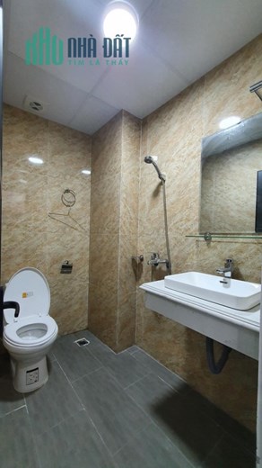 Bán CCMN cao câp Hoàng MaiI 177mx10 Tầng-30PN- 29 tỷ- đang cho thuê 200T/Tháng-ô tô đỗ cửa.