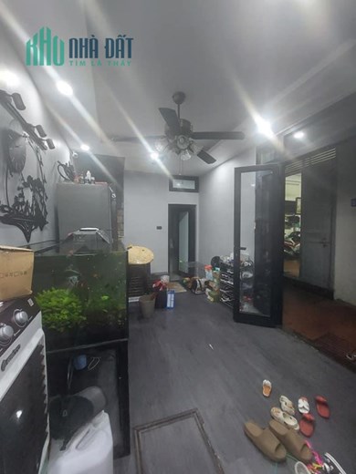 BÁN NHÀ MẶT PHỐ GIÁP BÁT 36M x4T, LÔ GÓC,  OTO ĐỖ CỬA, KINH DOANH, FULL NỘI THẤT, NHỈNH 5 TỶ