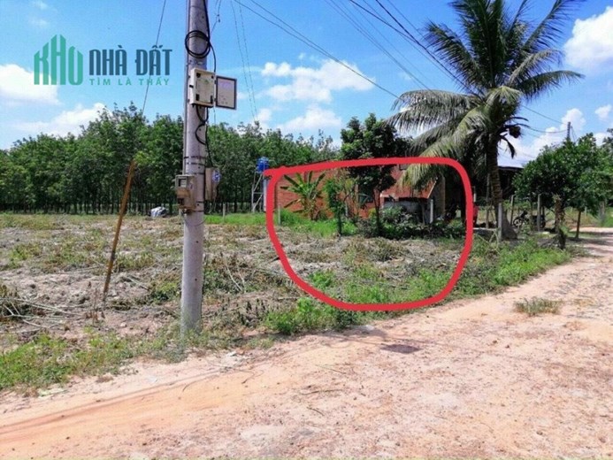 BÁN GẤP LÔ ĐẤT MẶT TIỀN Tại Ấp Xóm Tháp, Xã Tân Phong, Huyện Tân Biên - Tây Ninh