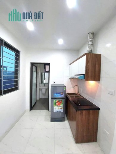 Bán nhà dòng tiền lô góc,100m 7 tầng Đường Láng Đống Đa 16 tỷ
94 7 5 16 tỷ