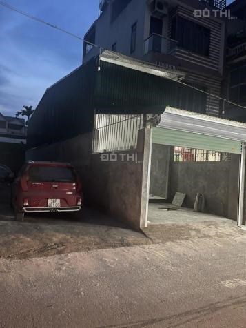 BÁN ĐẤT QUẬN BẮC TỪ LIÊM - PHƯỜNG ĐÔNG NGẠC - Ô TÔ VÀO NHÀ !! VỊ TRÍ TRUNG TÂM -   DT 50m2-