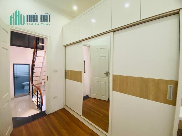 BÁN NHÀ TRƯƠNG ĐỊNH Ô TÔ ĐỖ CỬA SIÊU HIẾM NHỈNH 2 TỶ