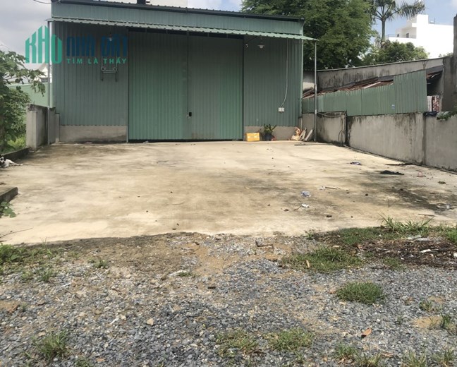 Cho thuê nhà xưởng 450m2, xd 220m2 Thạnh Lộc Quận 12