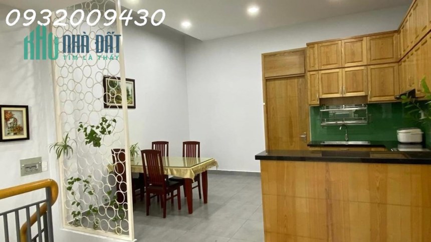 Giá chỉ 6 tỷ 950 triệu 4 tầng OTO đỗ trong nhà cách Siêu Thị Lotte Mart - Quận 7 ,5p xe máy