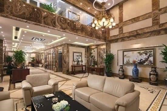 BÁN CĂN KHÁCH SẠN 11 TẦNG HƠN 300M2 MT SIÊU RỘNG MẶT PHỐ CỔ  HOÀN KIẾM 480 TỶ QUÁ XỊN
