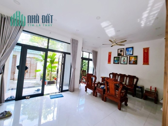 Bán Biệt Thự Bình Thạnh, Khu VIP ngang khủng 12M, 250m2 - Giá chỉ 26 Tỷ TL