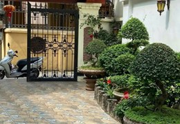 BIỆT THỰ SÂN VƯỜN KHU NGOẠI GIAO ĐOÀN, Diện tích 302m2 4 tầng. Giá 15 tỷ có thương lượng