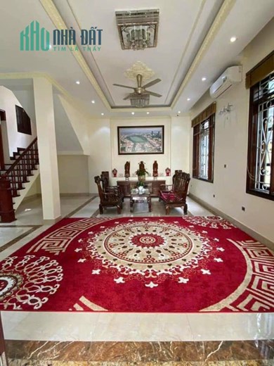 BIỆT THỰ SÂN VƯỜN KHU NGOẠI GIAO ĐOÀN, Diện tích 302m2 4 tầng. Giá 15 tỷ có thương lượng