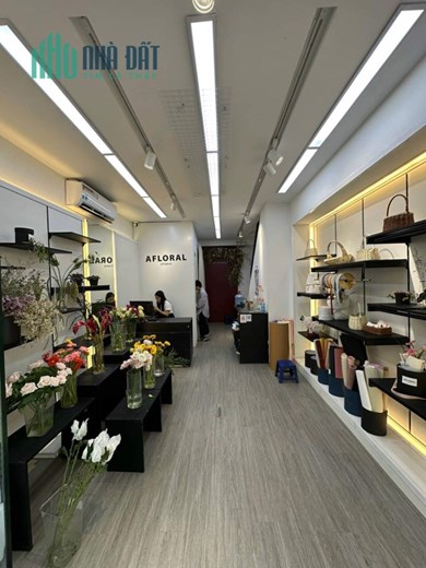 Bán Nhà Mặt Phố Nguyễn Lương Bằng, Kinh Doanh, Thông số Vàng 100m2 chỉ 24 tỷ