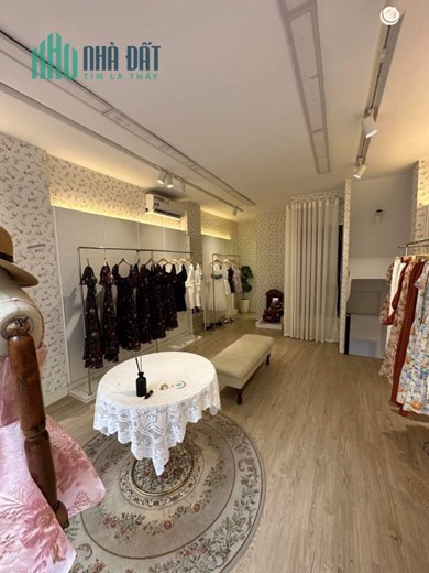 Bán Nhà Mặt Phố Nguyễn Lương Bằng, Kinh Doanh, Thông số Vàng 100m2 chỉ 24 tỷ