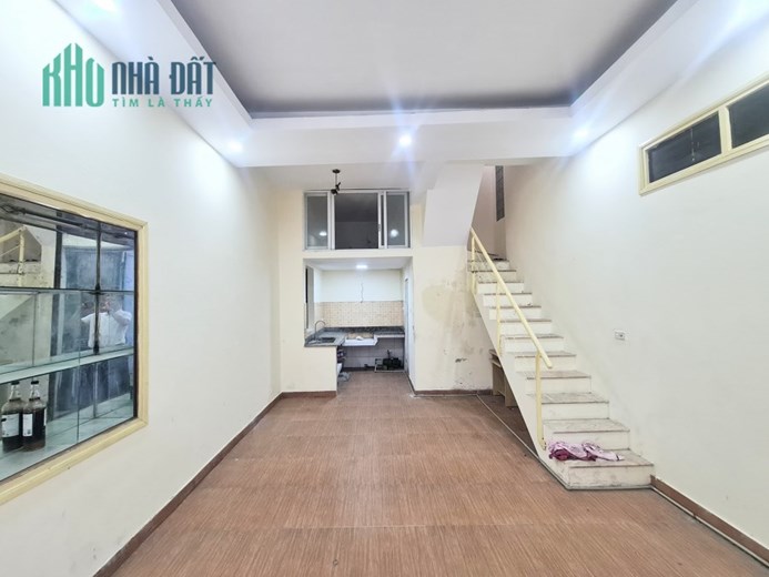 P/LÔ TÂN MAI KHÔNG CÓ CĂN THỨ 2 Ô TÔ ĐỖ CỬA 38M2 giá 2.9 tỷ