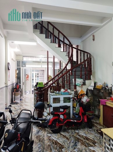 Chủ quá căng, Giảm 1tỷ, Lạc Long Quân Q.11 HXH 50m, 4 Tầng chỉ 5 Tỷ x