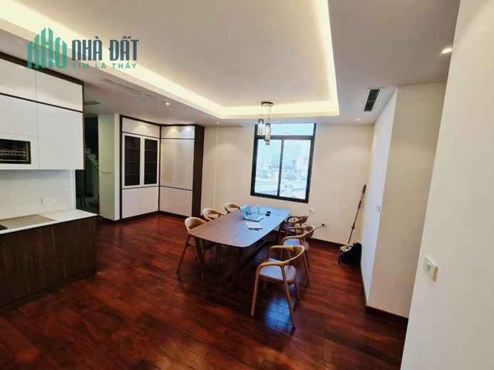 BÁN NHÀ MẶT PHỐ HOÀNG CẦU 9 TẦNG MT10M DT240 VỈA HÈ KINH DOANH VĂN PHÒNG CHO THUÊ DÒNG TIỀN