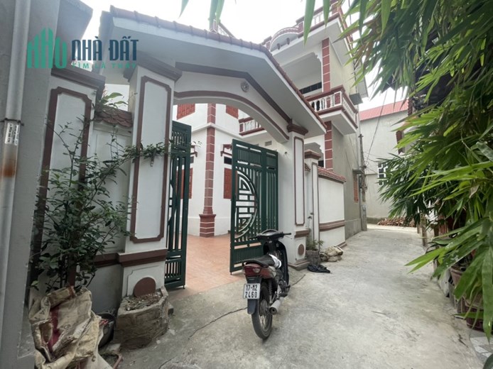 Bán Mảnh Đất 210 m tặng nhà biệt thuqj 2 Tầng xã tân Chi Tiên du Bắc Ninh Giá 13tr/m