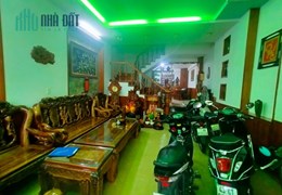 Nhà MT Hoà Cường, 81m2 3 tầng mới đẹp, Nội Thất Đẳng Cấp