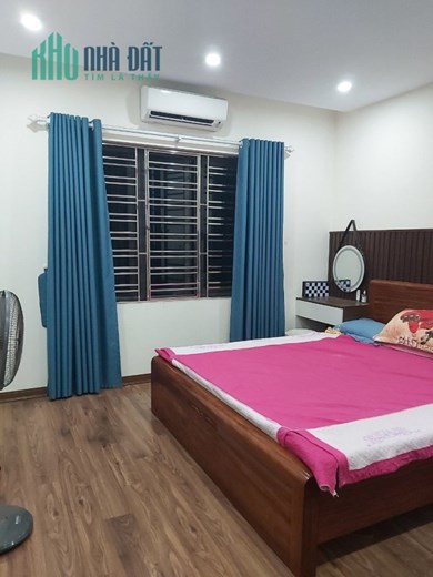 Chủ nhà cần bán gấp nhà Đằng Hải, 50m2 x 4 tầng, mặt ngõ giá hạ 200 triệu