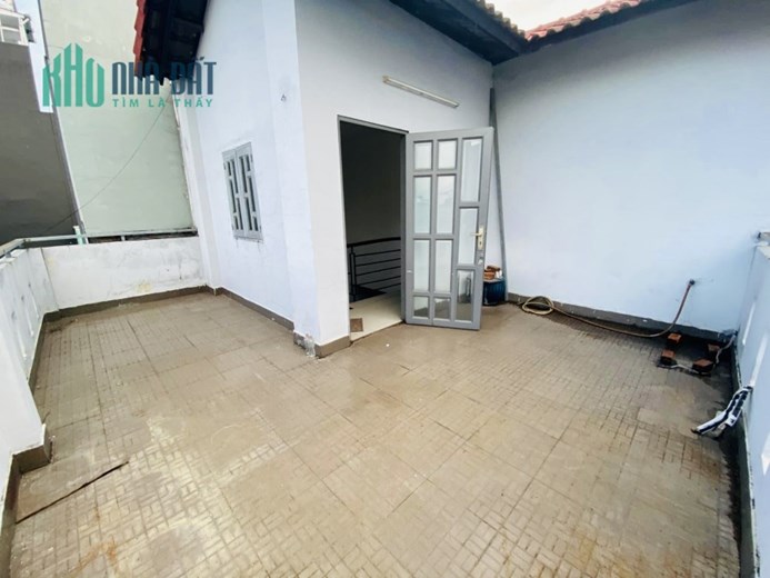 NGUYỄN SUÝ HÊM XE TẢI - 3 TẦNG 8.3 X 9.3 GIÁ CHỈ 7.X TỶ