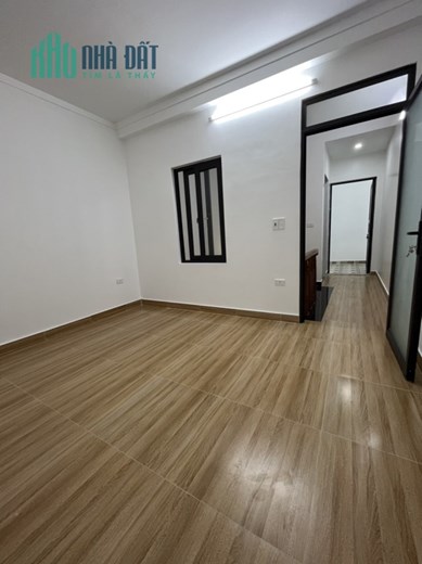 Bán nhà ngõ 52 Miếu Hai Xã, 3 tầng mới tinh lô góc cực thoáng, GIÁ 2.3 tỉ