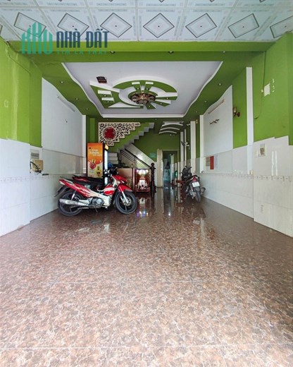 Bán gấp KS mặt tiền ngộp nặng  đang KD ngay đường Tên Lửa, BTĐ B, Bình Tân, 100m2, 5 tầng.