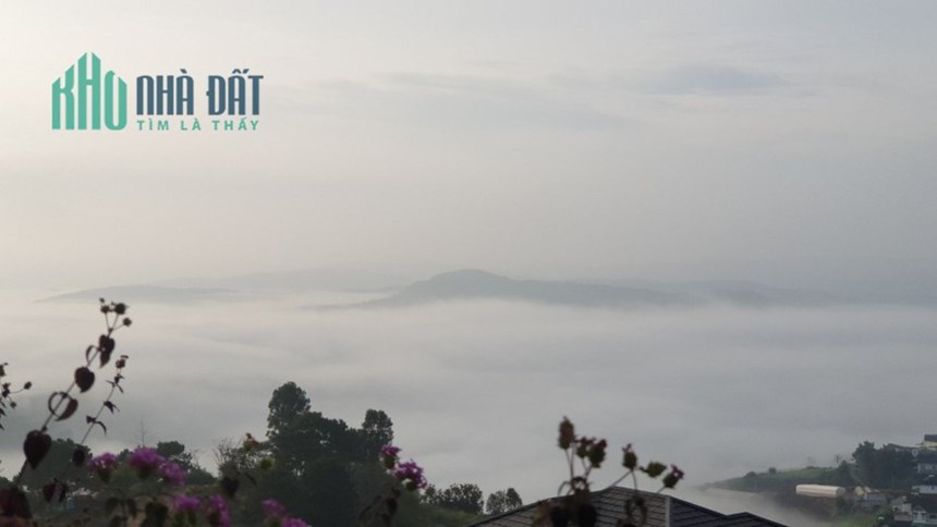 BÁN CĂN NHÀ 3 MẶT TIỀN VIEW SĂN MÂY TẠI XÃ XUÂN THỌ - TP. ĐÀ LẠT