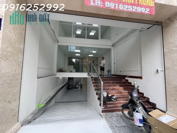 Chính chủ Cho thuê mặt bằng mặt phố Lạc Long Quân - Tây Hồ - HN
