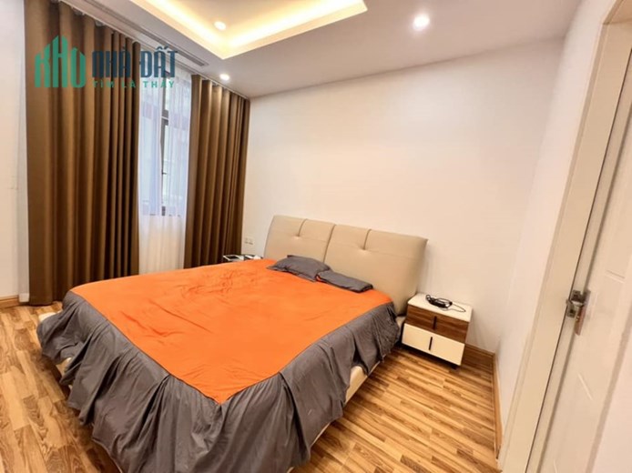 Bán nhà mặt phố Vương Thừa Vũ, Thanh Xuân 68m, 4 tầng, mt 4.5m. Giá: 22.5 tỷ