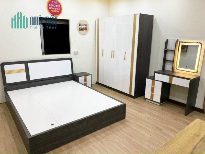 Bán nhà mặt phố Vương Thừa Vũ - Thanh Xuân, 65m, 4 tầng, mt 4.3m. Giá: 22.5 tỷ