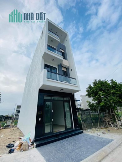 Bán nhà 4 tầng  64 M có thang máy Hải An