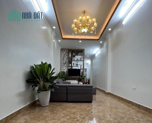 Bán nhà Phố CHÍNH KINH, LÔ GÓC, diện tích 37m2