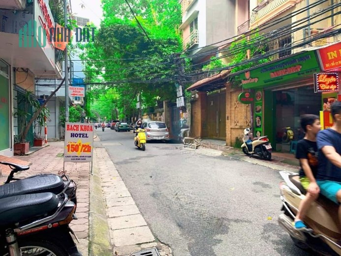 Trung tâm Phố Tạ Quang Bửu kinh doanh bách nghệ, ô tô, ở cũng sướng, ô chờ thang máy. DT 70m, 6