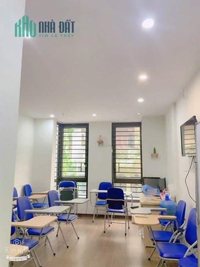 Trung tâm Phố Tạ Quang Bửu kinh doanh bách nghệ, ô tô, ở cũng sướng, ô chờ thang máy. DT 70m, 6