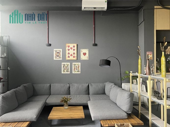 Cần cho thuê quán cafe mặt tiền sông Bình Quới, Bình Thạnh. 1000m2 full nội thất