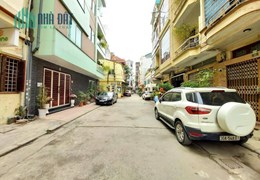 Cho Thuê Nhà 80m2 #HOÀNG_QUỐC_VIỆT NGÕ 3 XE TẢI TRÁNH. 5 Phòng Cực Rộng. 2 thoáng trước sau. 17.5