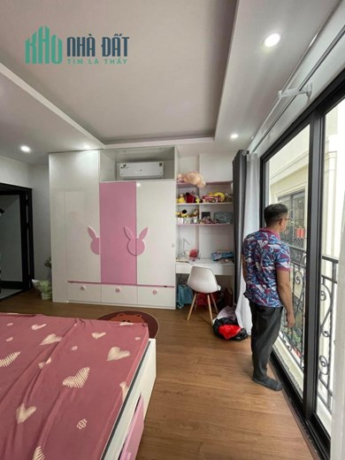 Bán căn nhà 88m2 phố Nghi Tàm, Tây Hồ Gara Ô tô 7 chỗ Kinh doanh đắc địa 8.7 Tỷ