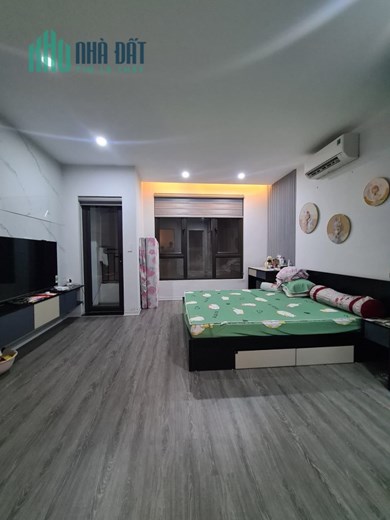Bán mảnh đất 518m2 phố Nghi Tàm, Tây Hồ Mặt tiền chia lô 10m Ô tô tránh 25.3 Tỷ