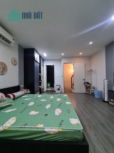 Bán mảnh đất 518m2 phố Nghi Tàm, Tây Hồ Mặt tiền rộng 10m Ô tô tránh 25.2 Tỷ