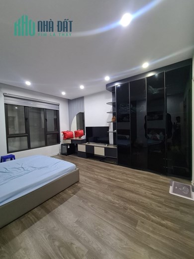 Bán khu đất 516m2 phố Nghi Tàm, Tây Hồ Mặt tiền chia lô Ô tô đua 10m 25.4 Tỷ