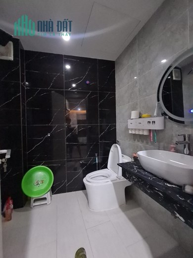 Bán đất 519m2 phố Nghi Tàm, Tây Hồ Mặt tiền rộng 10m Ô tô đua 25.2 Tỷ