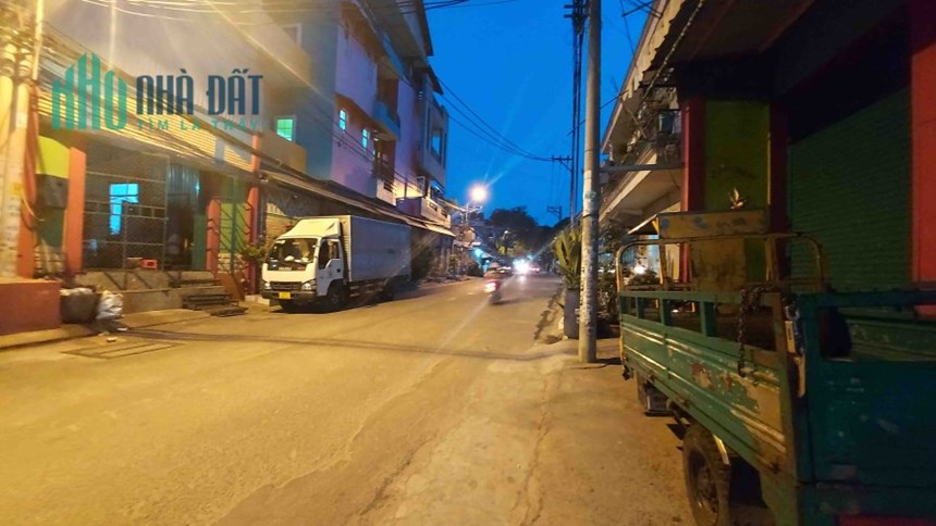 Bán Nhà Gần Chợ Tạm Bình, Tam Bình, Thủ Đức 40m2, Hẻm Xe Hơi,  2T, N 4m, SHR Chỉ 2 Tỷ Nhỉnh Rẻ Bao