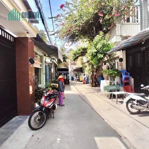 BÁN NHÀ - LÊ VĂN QUỚI - BTĐA -  BÌNH TÂN - 110M2 - NGANG 5M -  5 TẦNG - HẺM 6M THÔNG - 8,2 TỶ