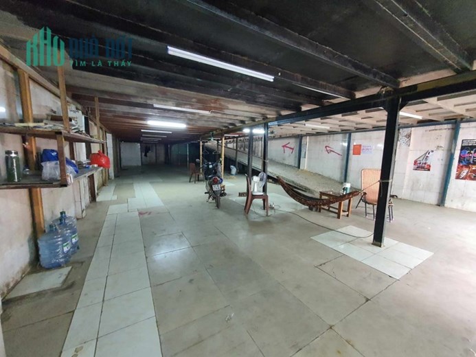 Bán Nhà Hóc Môn, Mặt Tiền Quốc Lộ 22, Sát BX An Sương, 220M2, Ngang Hơn 8M, Chỉ 12 Tỷ.