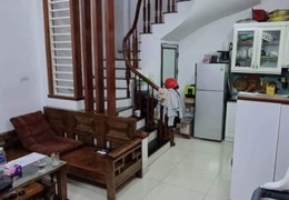 Quá chất nhà đẹp, Trần Cung 5T, mt 5m – ô tô – lô góc 2 thoáng – Nội thất xịn sò 4,15 tỷ.
