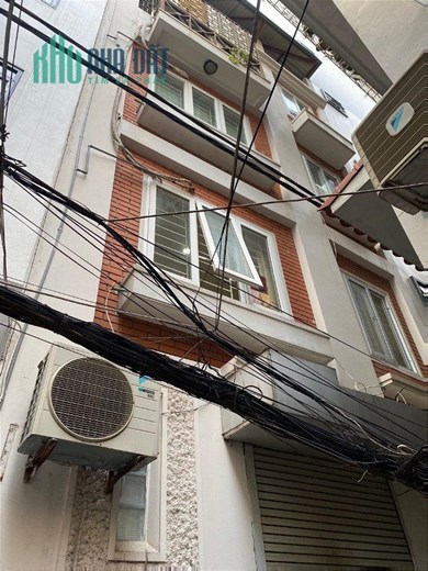 CẦN BÁN NHÀ NGUYỄN KHANG CHỈ NHỈNH 4,68 tỷ ,dt:30m*4 Tầng, MT: 5m