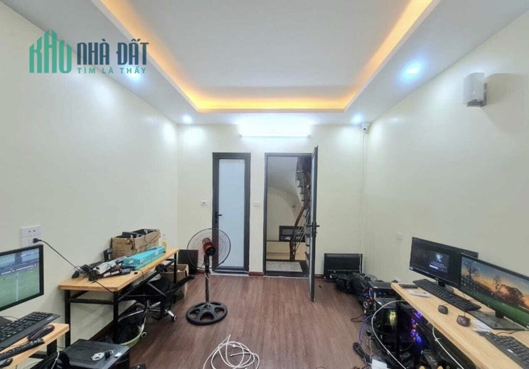 Nguyễn Tri Phương phường 4 Quận 10 - 33m2 - 3 tầng gần ô tô nhà đẹp giá 4 tỷ 1