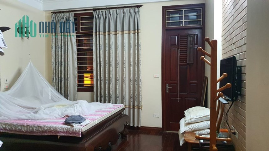 BÁN NHÀ DÂN XÂY NGỌC LÂM -LONG BIÊN 73M 5 TẦNG GIÁ 9 TỶ 5 LÔ GÓC NGÕ THÔNG, Ô TÔ VÁO NHÀ, KINH