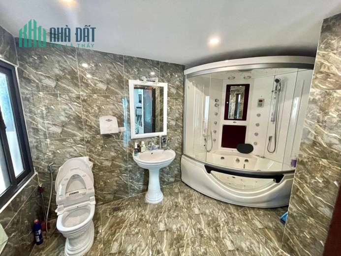 Cho thuê nhà 75m2 #DỊCH_VỌNG_HẬU, CG. NGÕ Ô TÔ ĐÁNH VÕNG. 5 Phòng Cực Rộng. MT  5M. CỰC RẺ