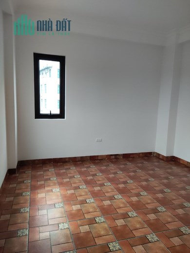 Bán nhà Đội Cấn - xây mới - gara ô tô - lô góc - ngõ thông - 40m2x6T -ô tô vào nhà- 10 tỷ