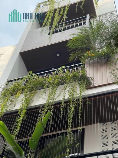 HOT. Gần mặt Phố Nguyễn Sơn, Long Biên. Kinh Doanh, Gara7c. 65m2 Chỉ hơn 9 tỷ.